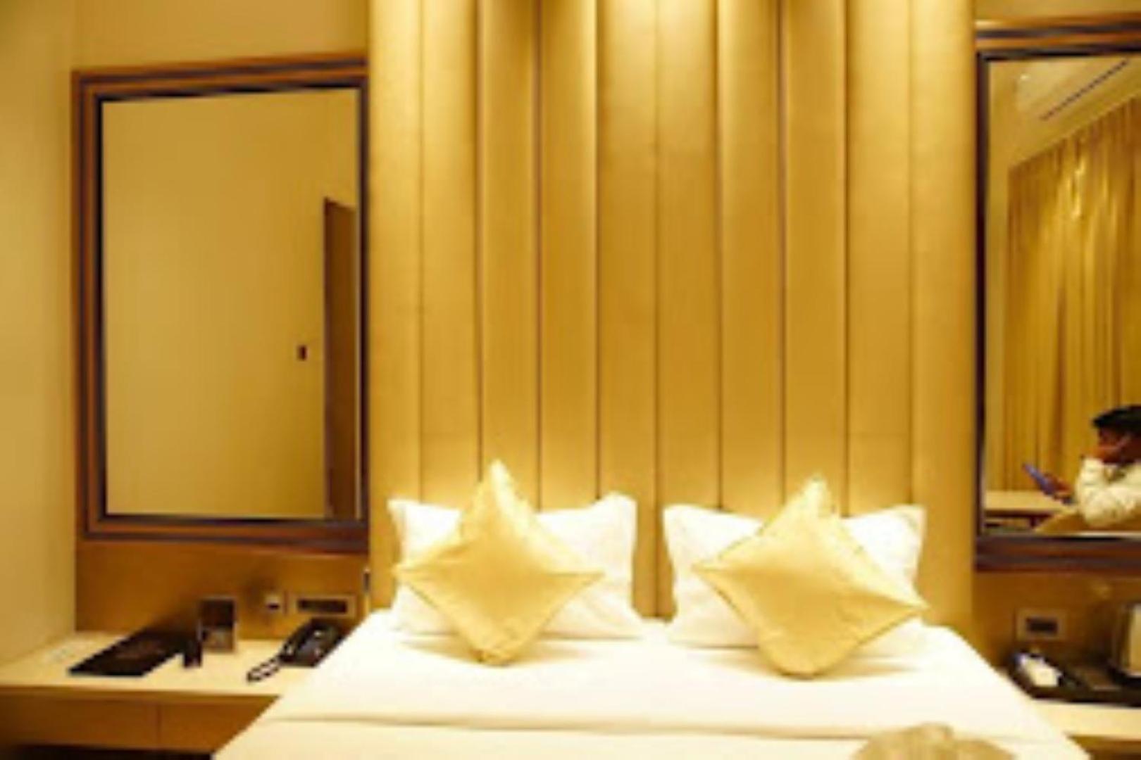 Red Orchid Hotel كانبور المظهر الخارجي الصورة